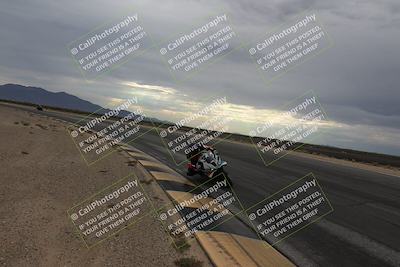 media/Sep-21-2025-Race Pace (Sun) [[98bf33ef95]]/Verified/3-Turn 11 Inside (850am)/